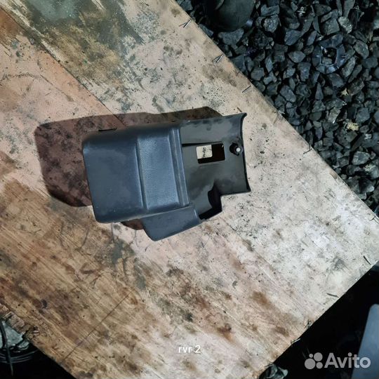 Кожух рулевой колонки mitsubishi rvr