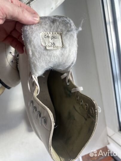 Коньки фигурные 38 размер