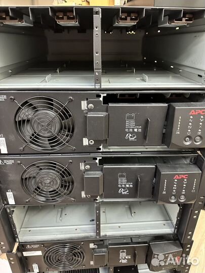 Ибп APC Smart-UPS RT