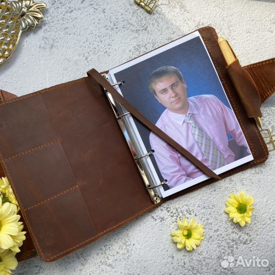 Классика: Кожаный персонализированный блокнот-органайзер на кольцах модель Классика - идеальный пода