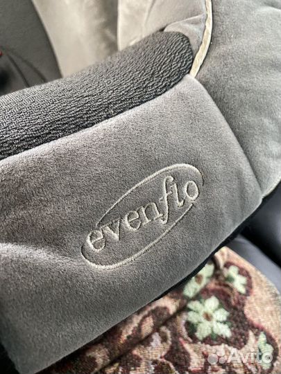 Кресло детское автомобильное. Evenflo (США)