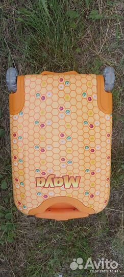 Детский чемодан на колесиках Пчела Майя