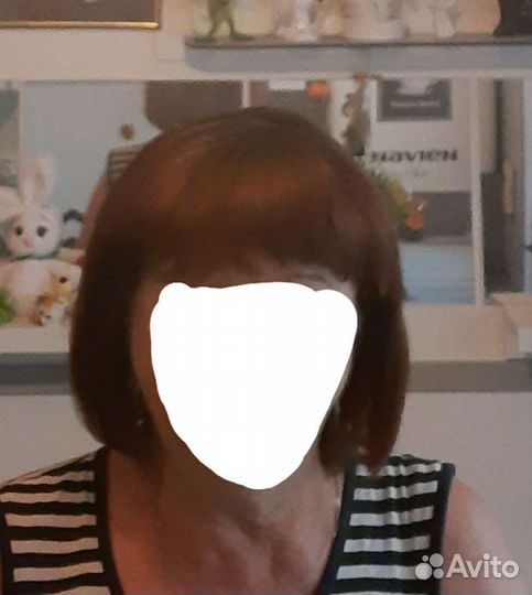 Парик натуральный каре.Длина 30см