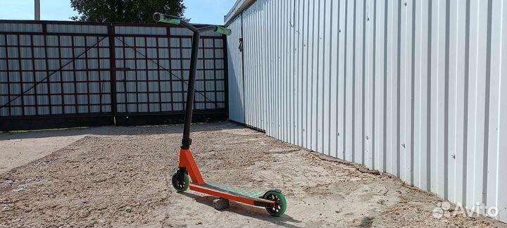 Самокат Tech team duker 202