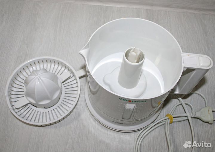 Соковыжималка для цитрусовых фруктов