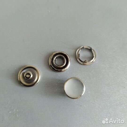 Кнопки для одежды