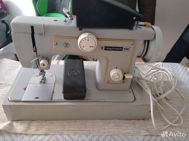Машина швейная 132 с ножным приводом