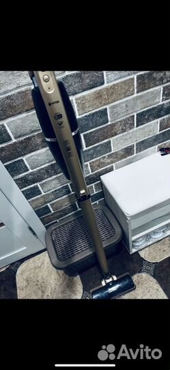 Вертикальный пылесос vitek