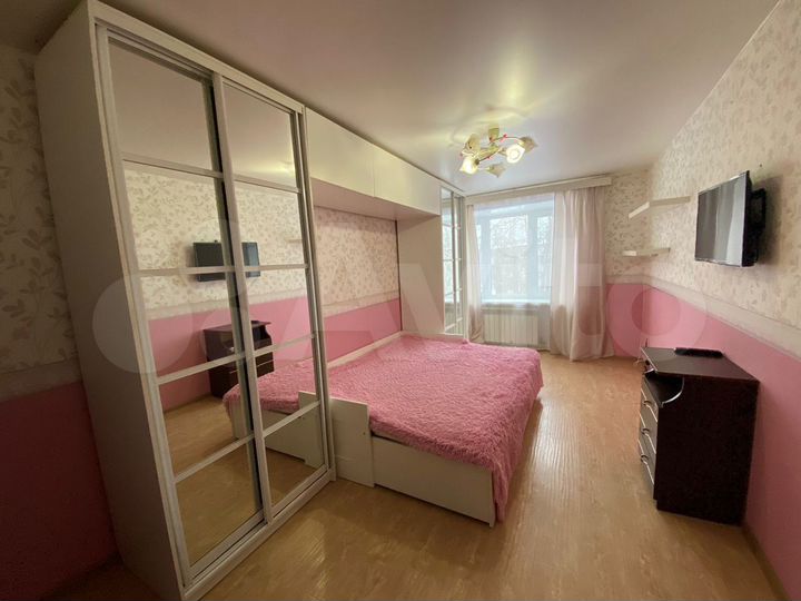 2-к. квартира, 47 м², 5/5 эт.