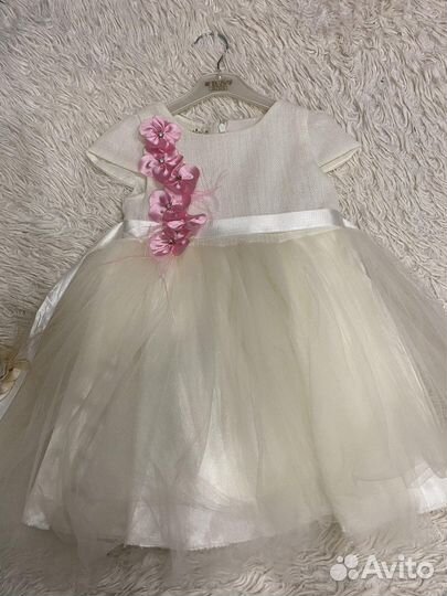 Нарядное платье для девочки