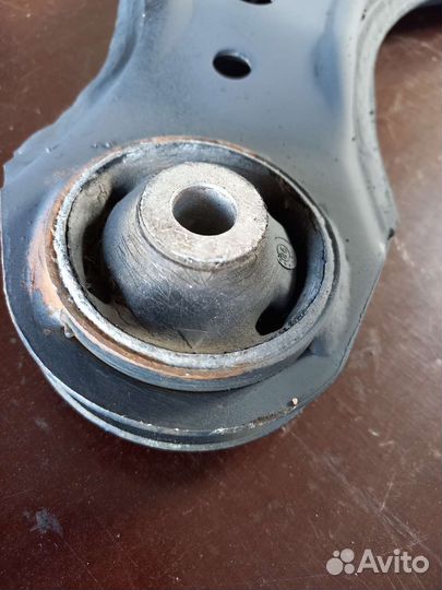 Рычаг передней подвески гольф-4 бора