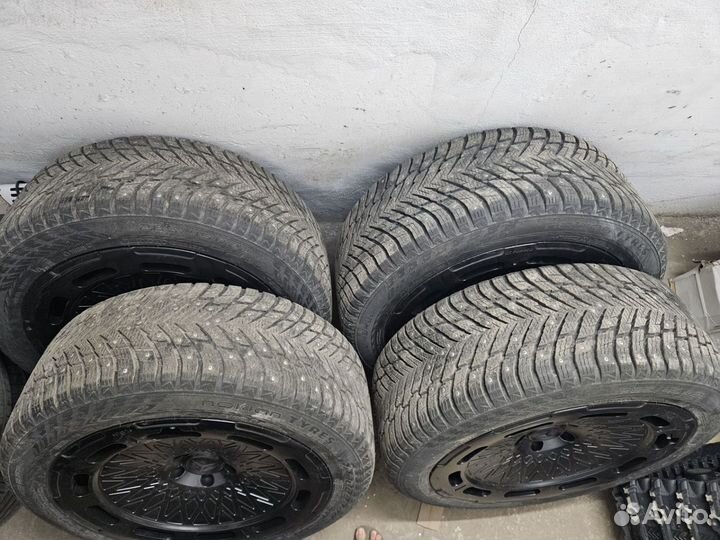 Колёса в сборке Nokian Tyres Hakkapeliitta 10