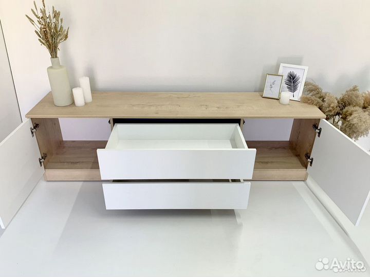 Функциональная тумба под телевизор