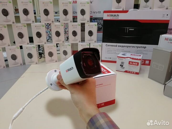 IP-видеокамера с микрофоном DS-I250M 2.8мм HiWatch