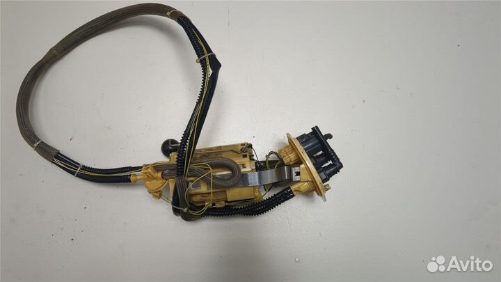 Насос топливный электрический Volvo V70, 2006