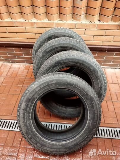 Nokian Tyres Hakkapeliitta 5 SUV 225/65 R17