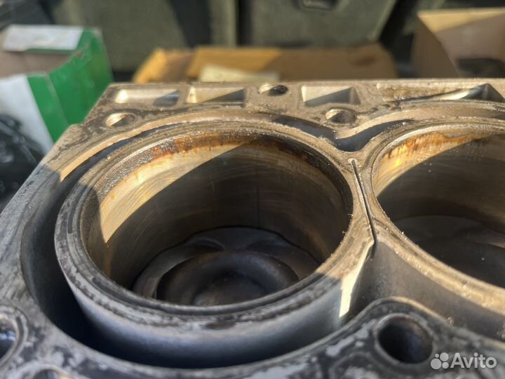 Блок двигателя