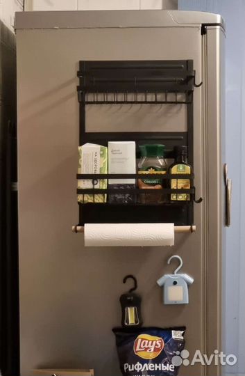 Полка магнитная на холодильник органайзер
