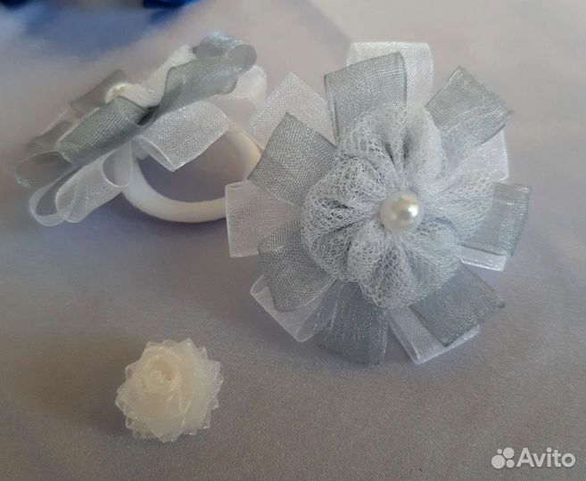Украшения, бантики, заколки для школы