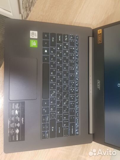 Мощный лёгкий Acer FullHd IPS core i5 SSD 512