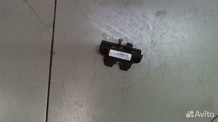 Замок багажника Renault Laguna, 2000