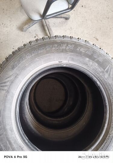 Dunlop Grandtrek Ice 02 235/70 R16