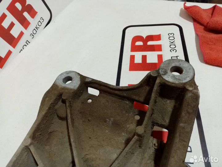 Подушка АКПП Audi A6 C7 2011-2015