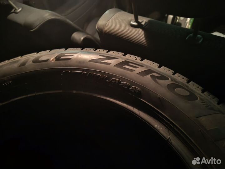 Pirelli Ice Zero FR 225/55 R18