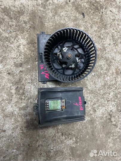 Моторчик печки Octavia a4 u1