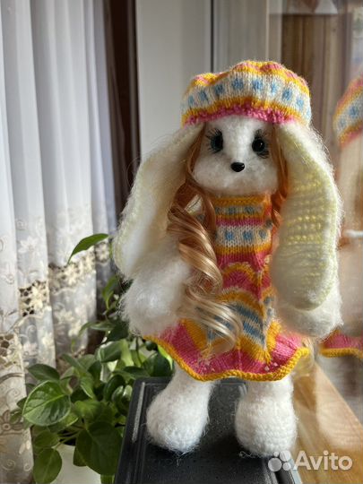 Игрушка ручной работы Зайка