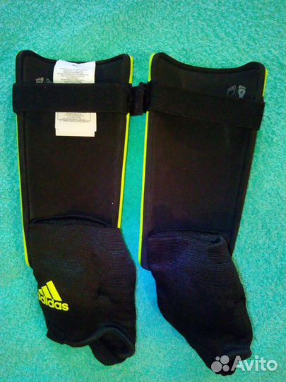 Щитки футбольные Adidas