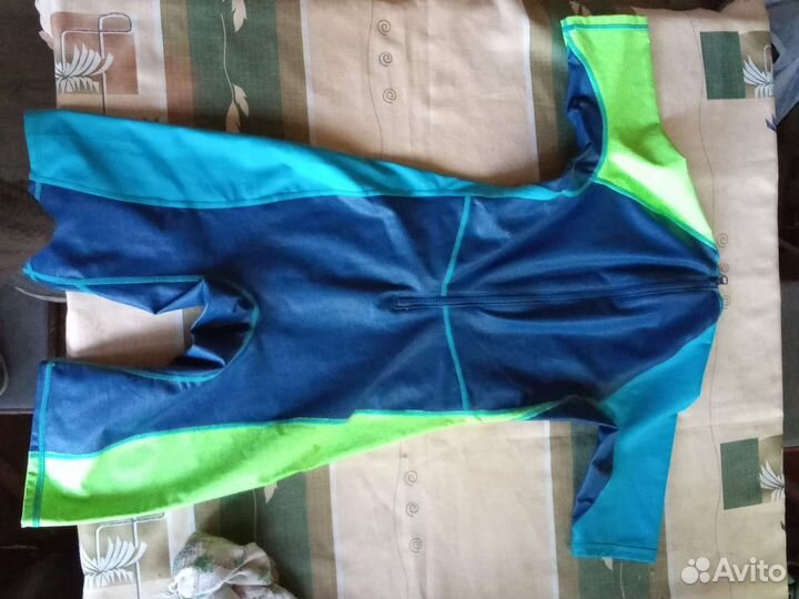 Детский гидрокостюм на 12 лет