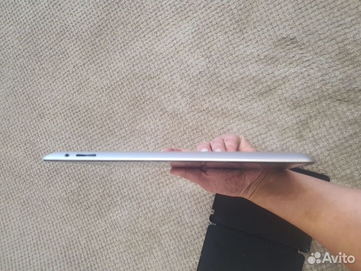 Apple iPad 3 Wi-Fi 4G 64GB (Model A1430)