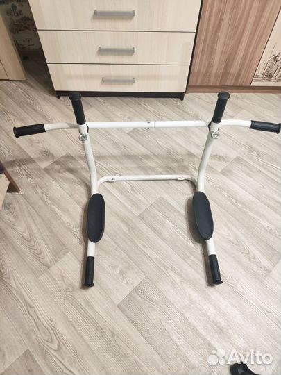 Турник настенный 3 в 1 бу