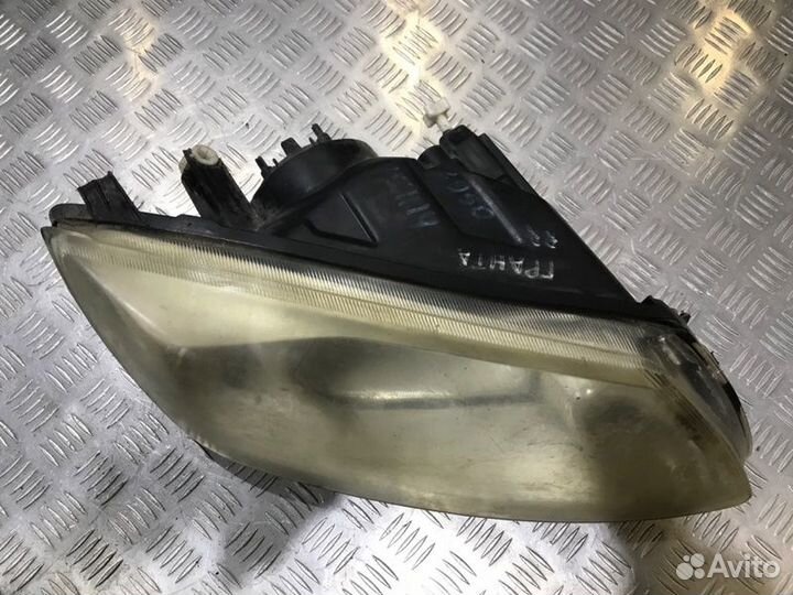 Фара передняя правая LADA Granta