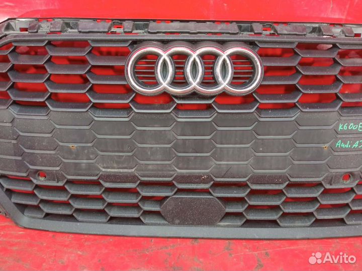 Решетка радиатора Audi A3 8V 2012
