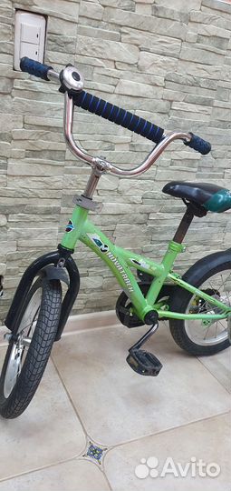 Детский велосипед 14 и самокат