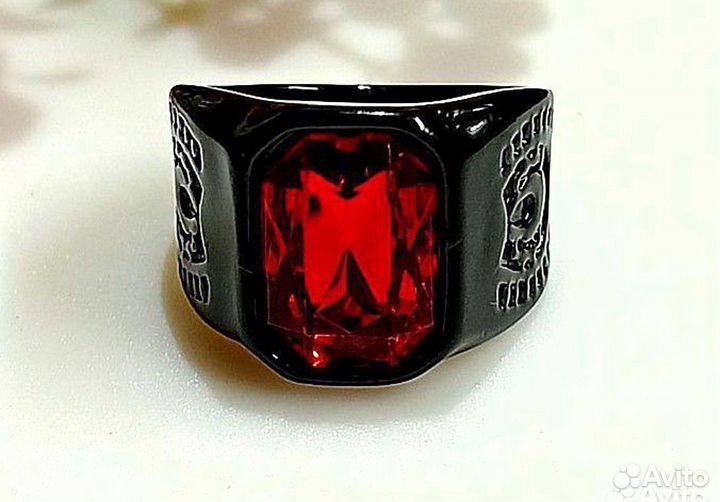 Кольцо graff с сапфиром