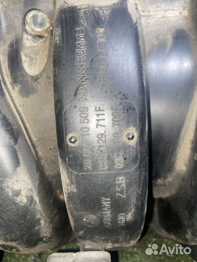 Впускной коллектор BLF Volkswagen Golf V 1K1 03C12