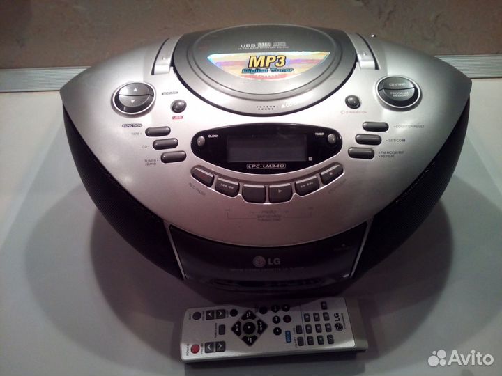 Магнитола LG LPC-LM340X (на з/ч или под восстановл