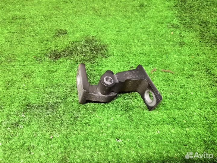 Петля двери левая Audi A5 /S5 Coupe/Sportback 200