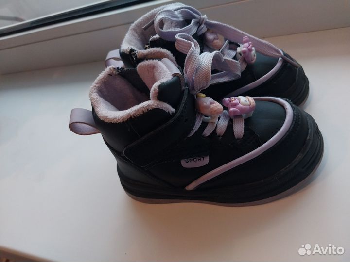 Ботинки на девочку 23 размер