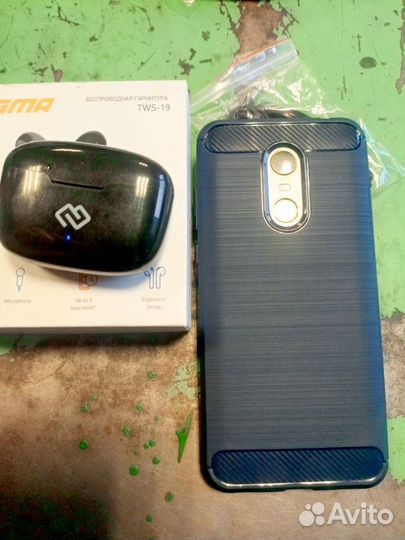 Xiaomi Redmi 5 Plus, 3/32 ГБ