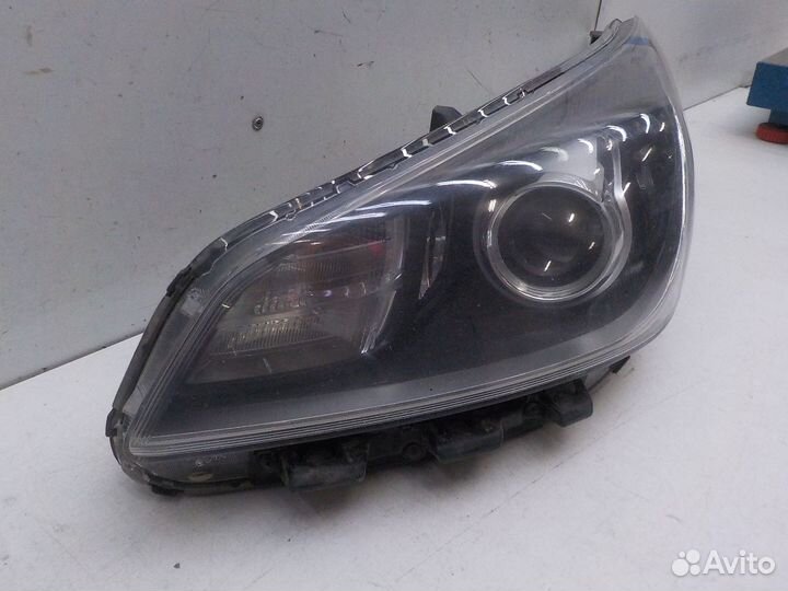 Фара левая Kia Rio 2017