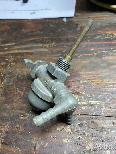 Кран топливного бака Днепр