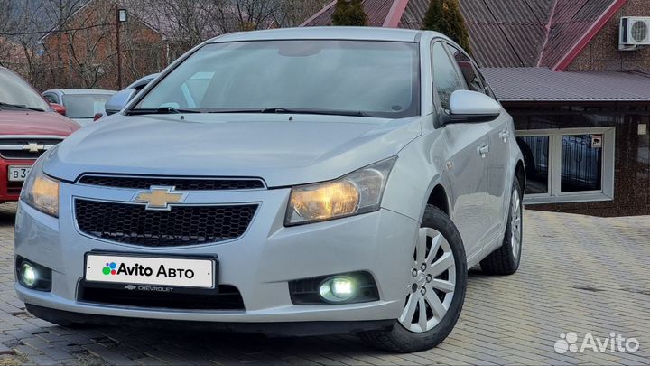 Chevrolet Cruze 1.6 AT, 2011, 220 000 км