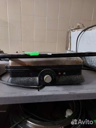 Гриль-пресс Maxwell MW