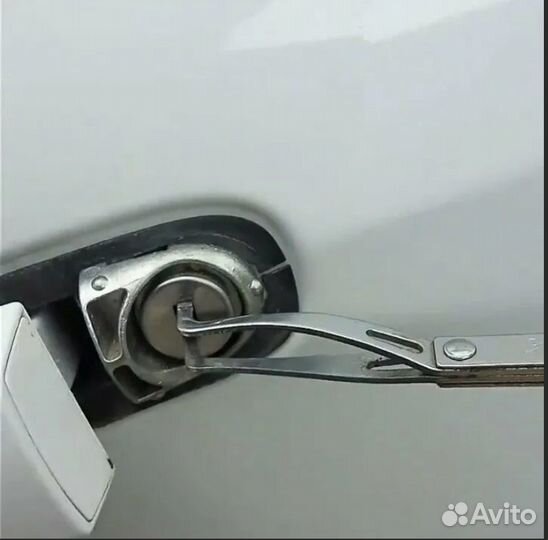 Вскрытие автомобиля. Вскрытие дверей автомобиля