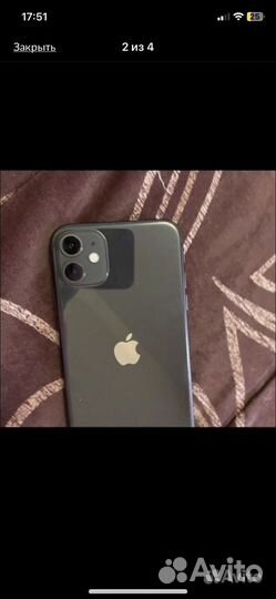 Телефон iPhone 11