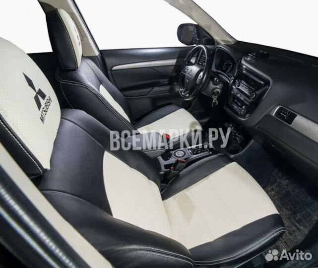 Чехлы на Mitsubishi Outlander 3